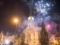 Tűzijáték és főtéri szilveszteri buli Kecskeméten, 12 harangütés végleg búcsúztatja el a 2017-es évet